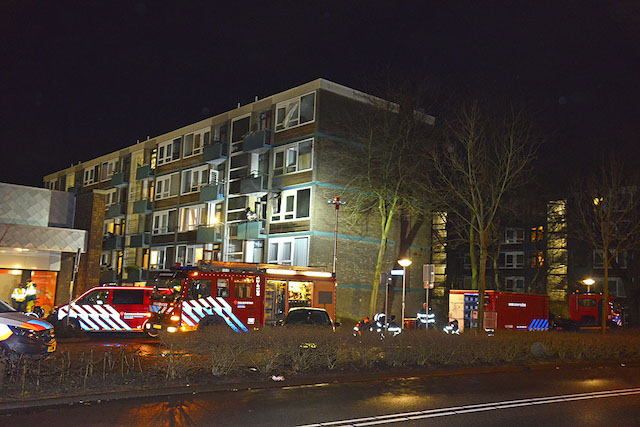 2021/19/20210125-22u40 GB 046 Grote brand Ambrosiuslaan Amstelveen.jpg